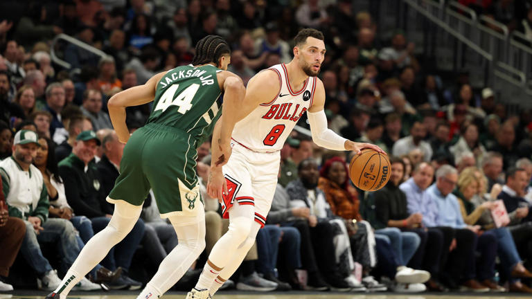 Milwaukee Bucks vs Chicago Bulls Preview: A Christmas I 94 battle Milwaukee Bucks vs Chicago Bulls Preview: A Christmas I 94 battle