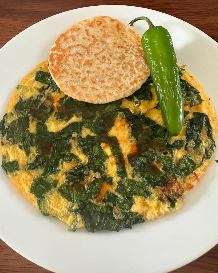 Leticia Calderón presume que bajó 12 kilos y muestra su belleza con todo y arruguitas. FOTO: INSTAGRAM