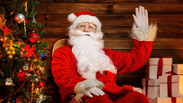 Ho Ho Holiday Knowledge: How Old Is Santa? Where Does Santa Live? All