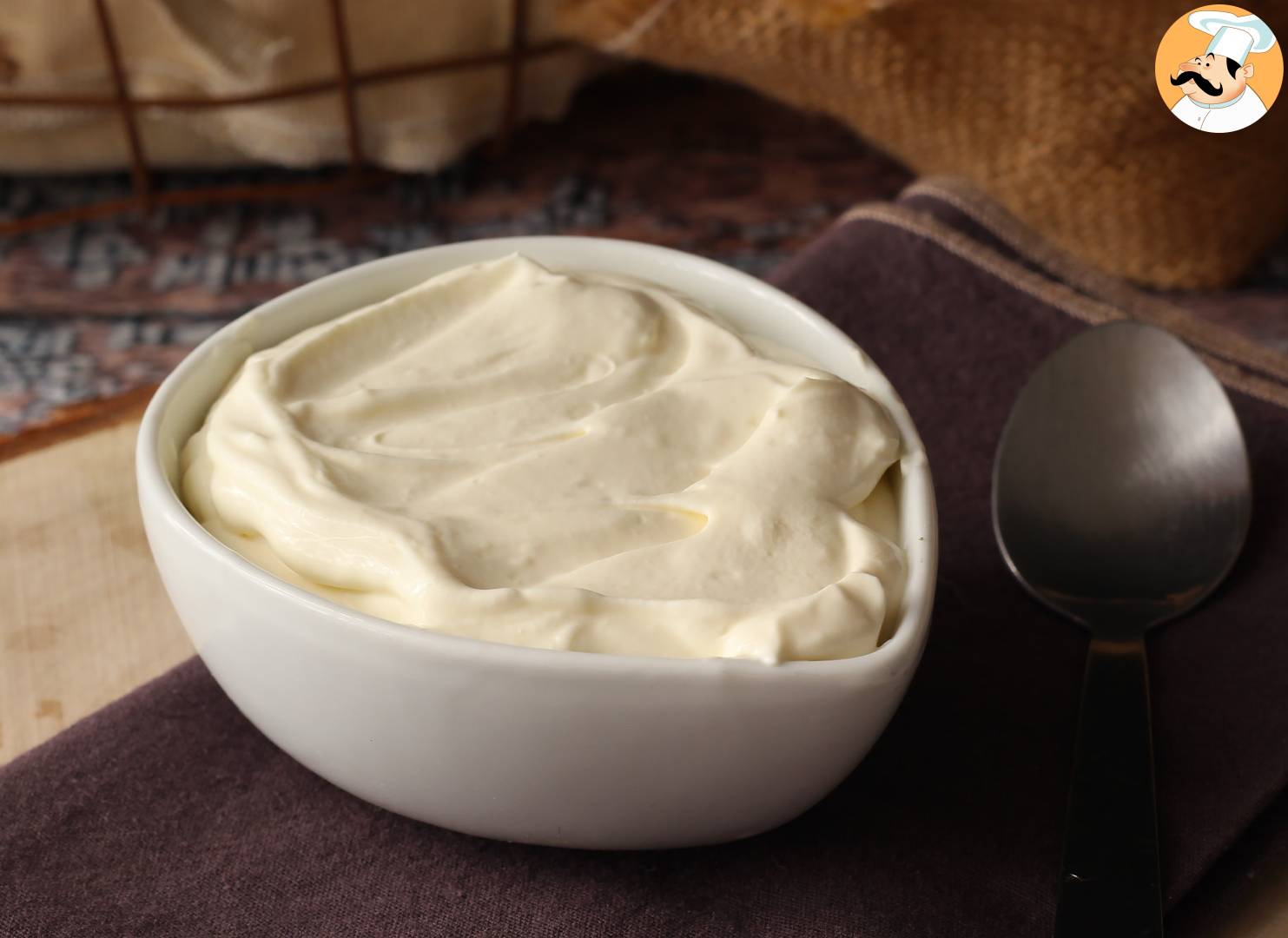 Vanillecrème montée, de perfecte topping voor je taarten en laagjescake!