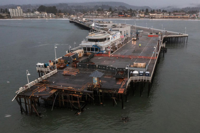 Photos santa cruz wharf collapse