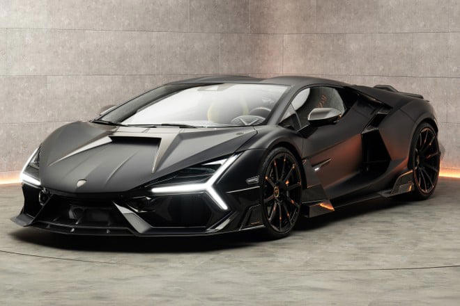 Lamborghini Revuelto: 1.070 CV e tanto carbonio per diventare Mansory Initiate