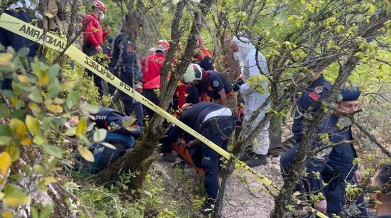 Vatikan duyurdu! Defineciler akın etti: İznik'in ölüm mağarası