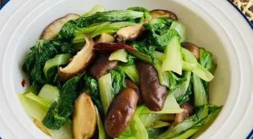 冬天的“不老菜”，天然叶酸高的4种食物，越吃越年轻，安心过冬