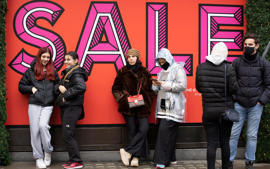 Shoppers to spend extra £50m in Boxing Day sales to avoid price rises caused by Reeves’s NI hike