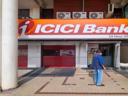 banks paying high returns on fd icici hdfc kotak