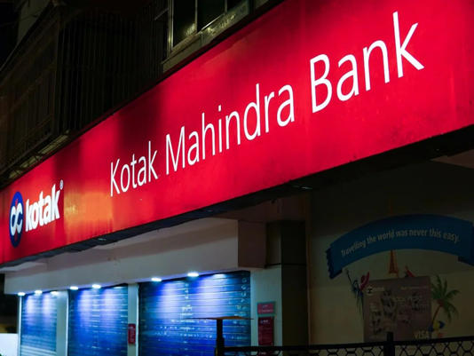 banks paying high returns on fd icici hdfc kotak