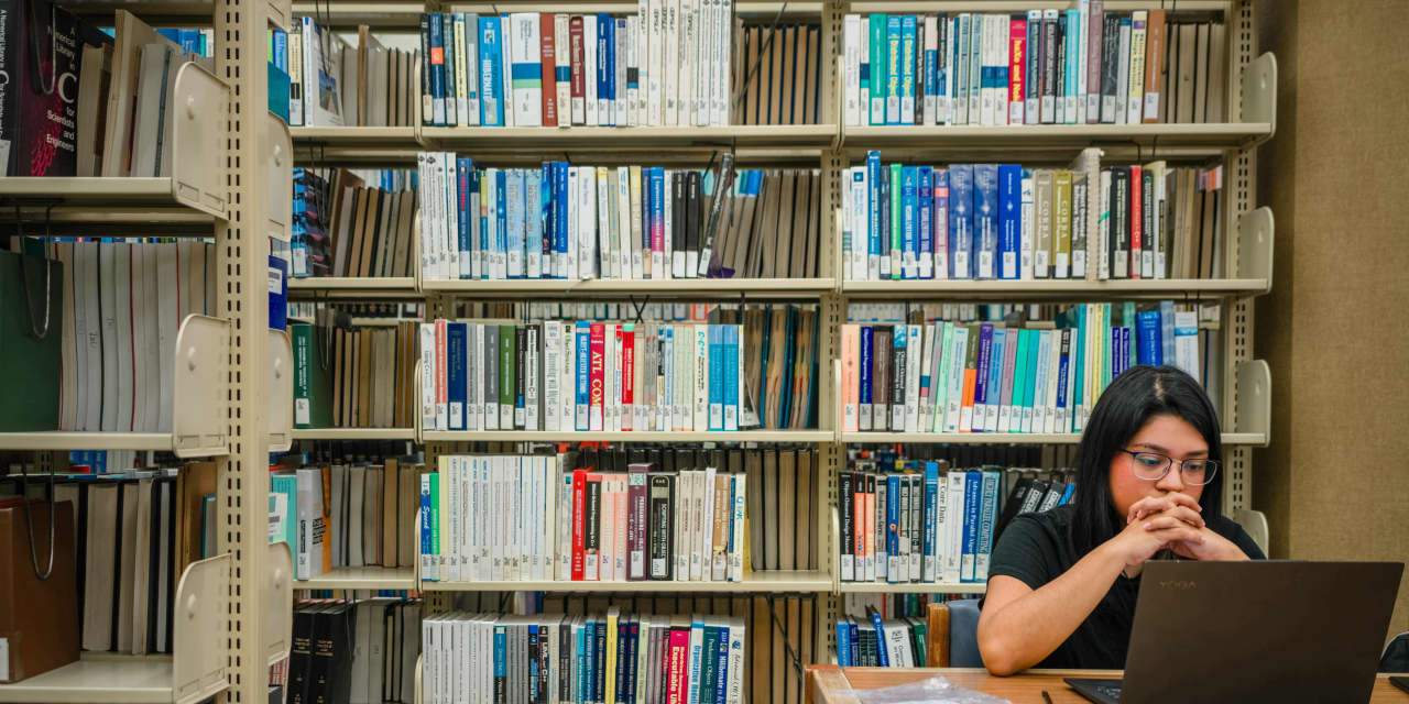 Studentloan borrowers will need to brace for change in 2025. Here are