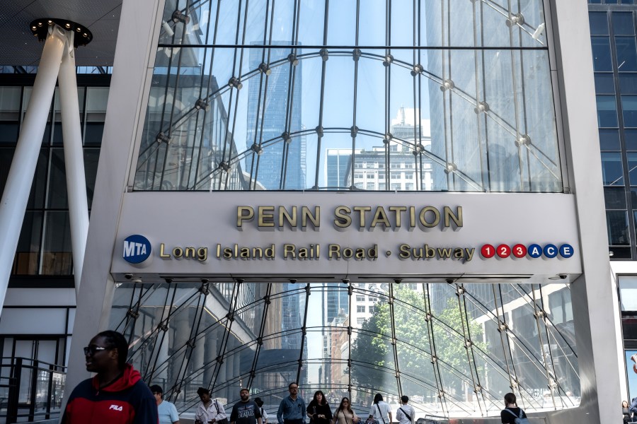 Career criminal accused of setting homeless man on fire in Penn Station<br><br>