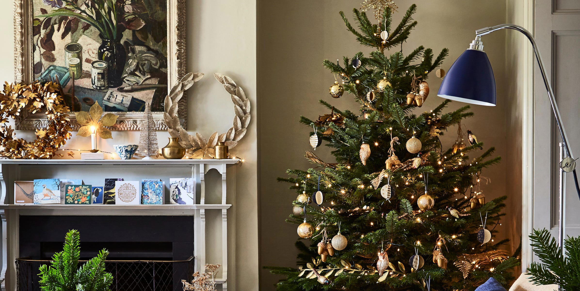 When to take your Christmas decorations and tree down When to take your Christmas decorations and tree down