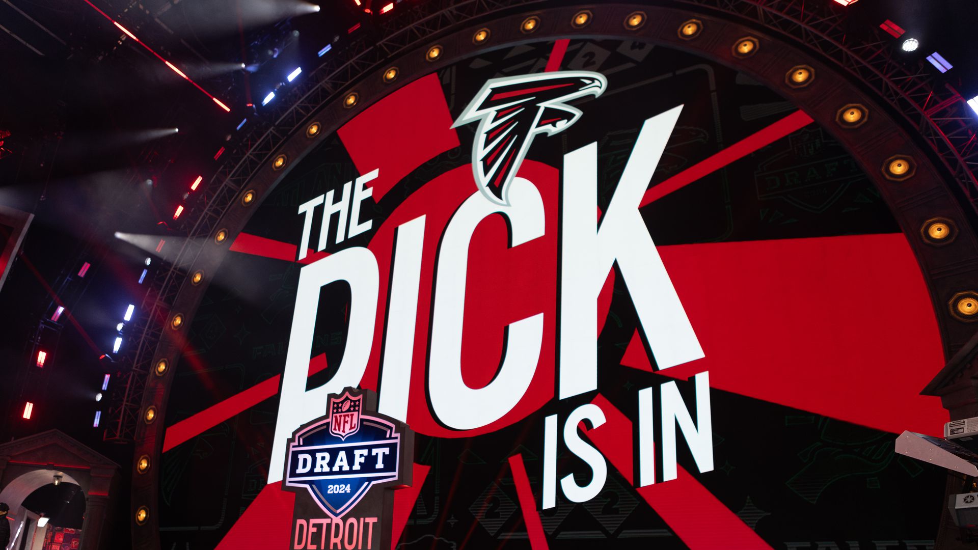 Falcons set to pick 15th in the 2025 NFL Draft