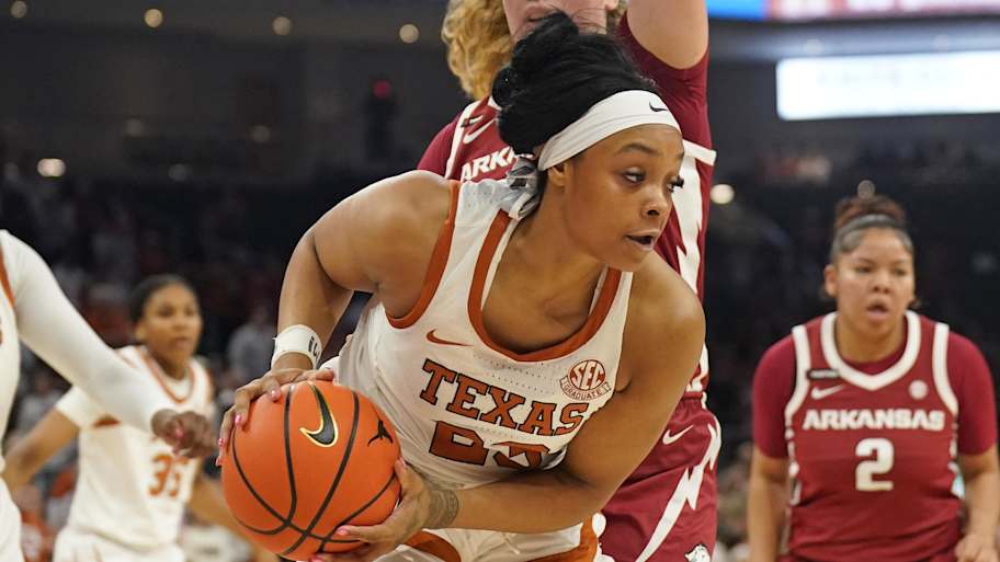 Texas Longhorns Dominate Arkansas Razorbacks in SEC Home Opener