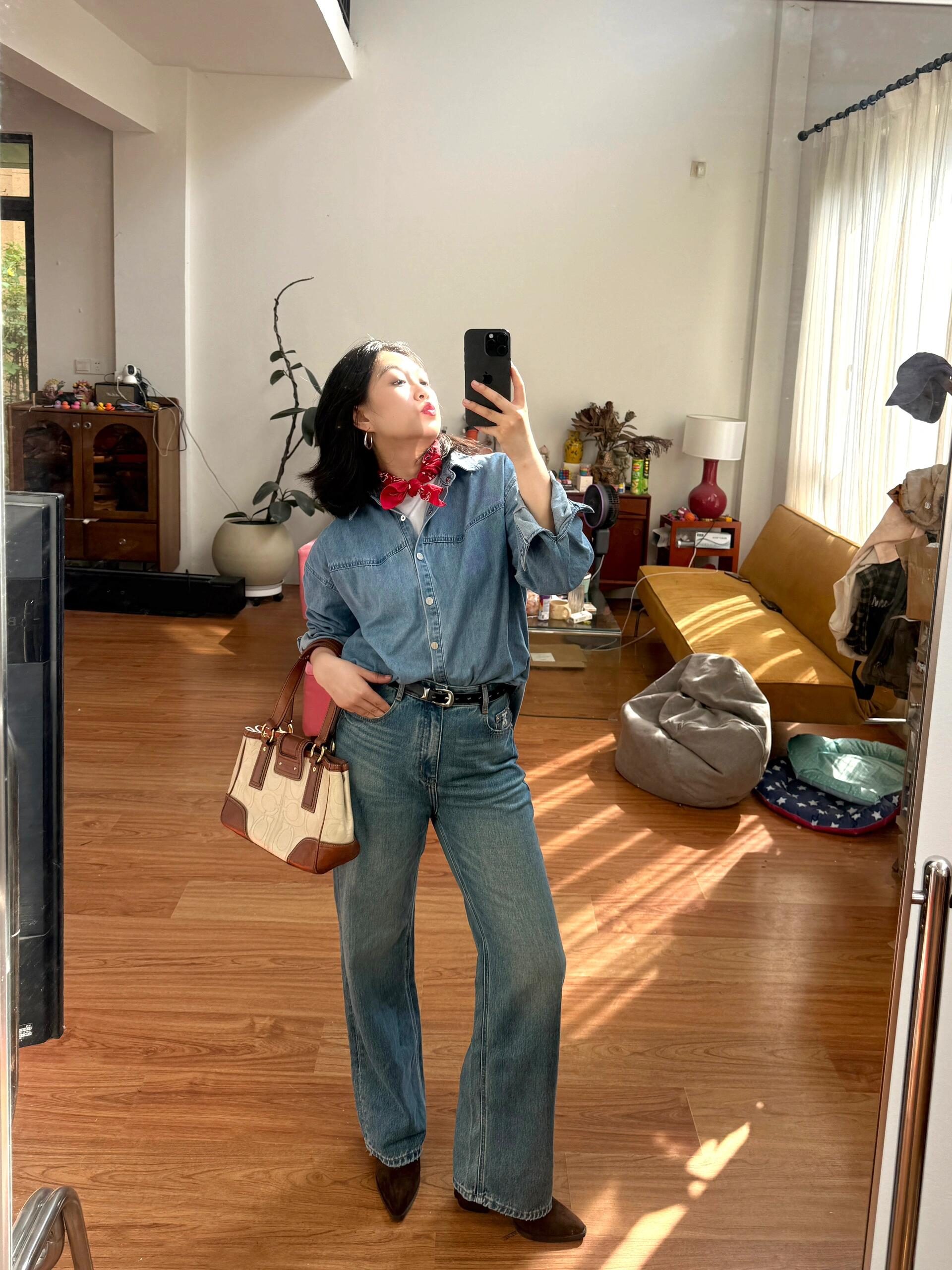 从春到冬，这件衬衣几乎可以搭遍所有下装，简约时髦又大方