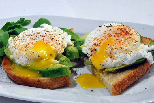 3 healthiest ways to cook and eat eggs