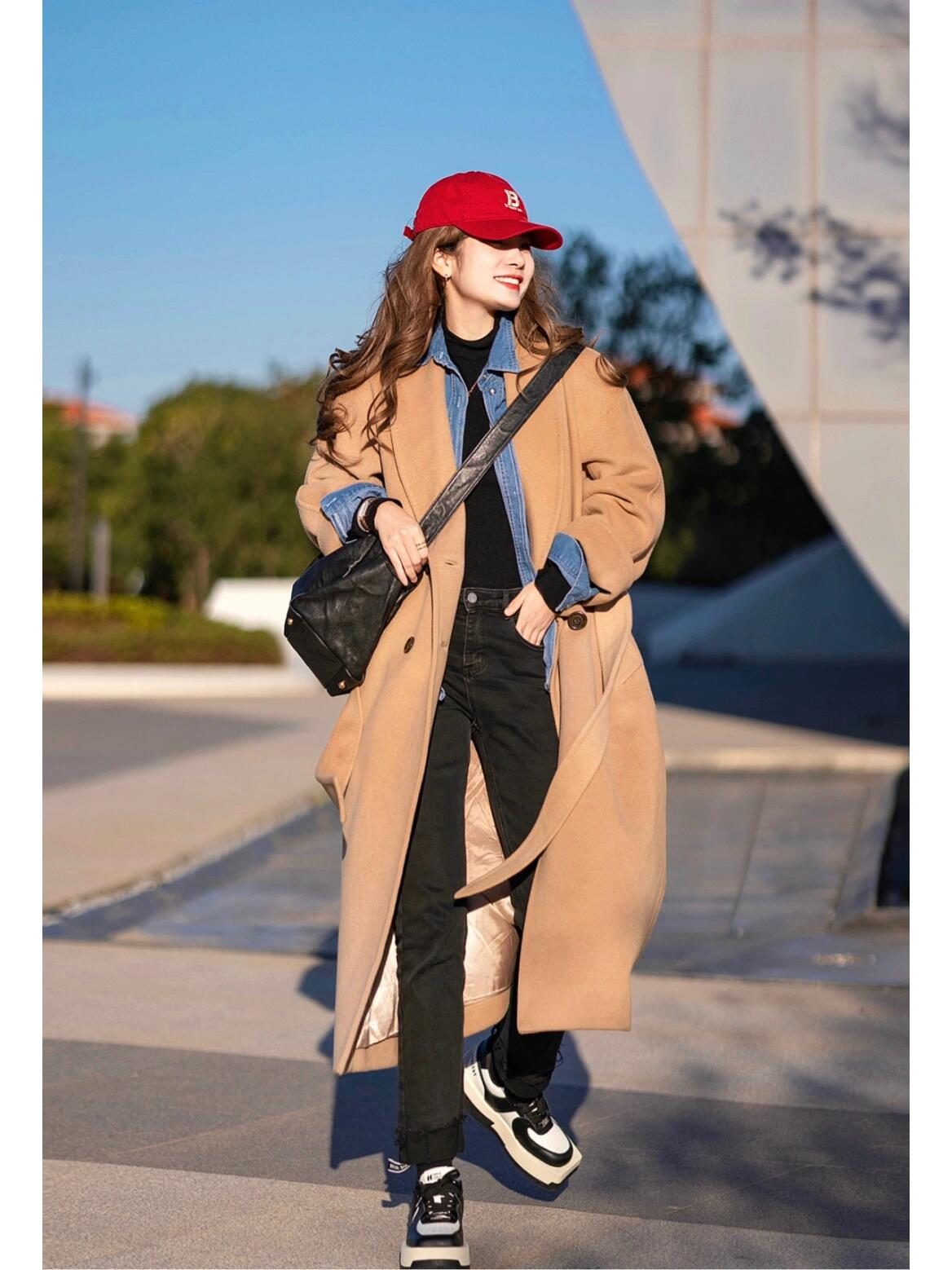 从春到冬，这件衬衣几乎可以搭遍所有下装，简约时髦又大方