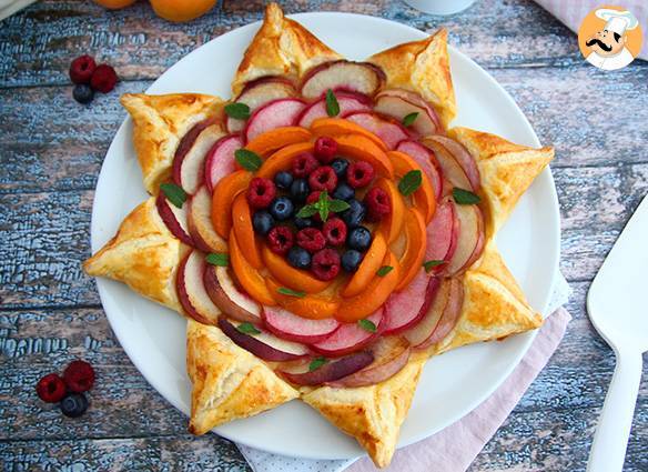 Sternentorte mit früchten