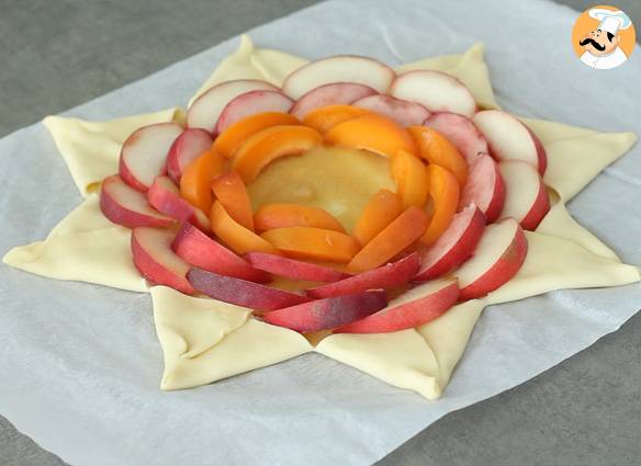 Sternentorte mit früchten