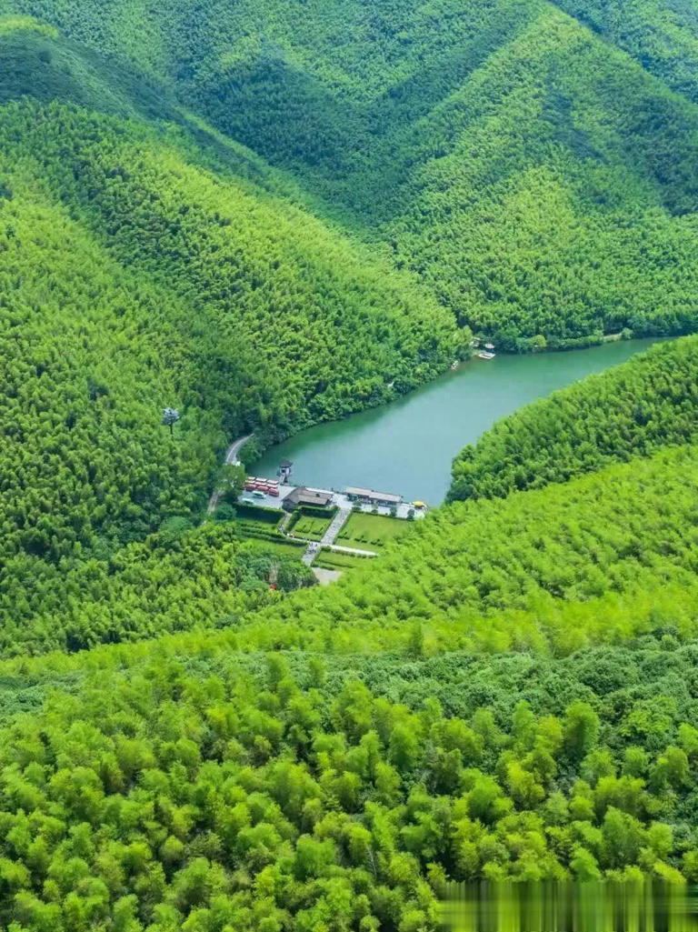 高铁23分钟直达！山水不输苏杭，江南最宜居的小城，冷门0攻略