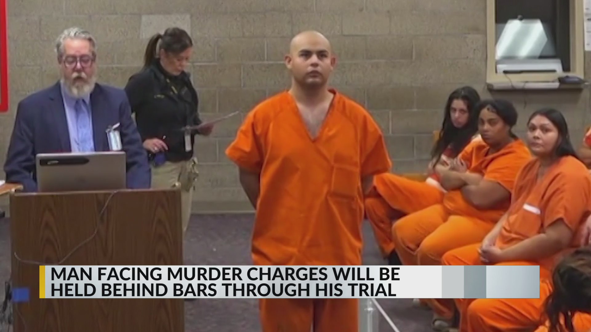 Man accused of Albuquerque murder will stay behind bars until trial