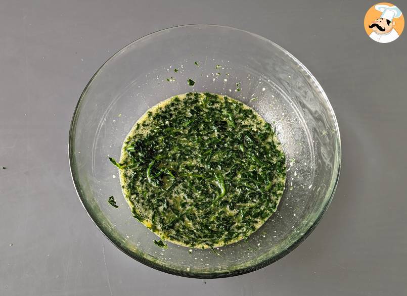 Spinat-omelett, der einfache und schmackhafte vegetarische zweite gang