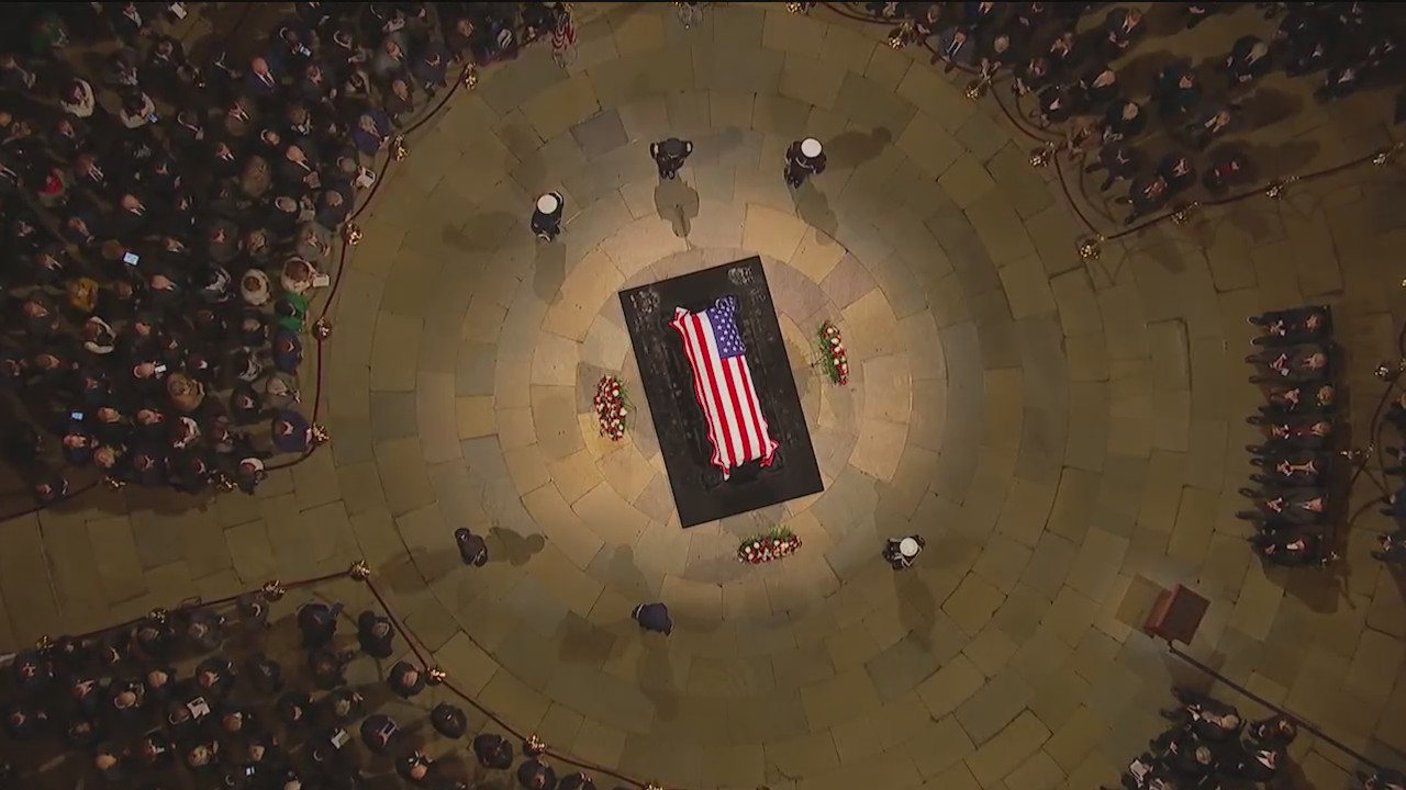 President Carter lies in state at U.S. Capitol