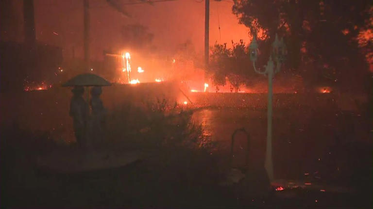 Eaton Fire: New wildfire threatens homes near Altadena