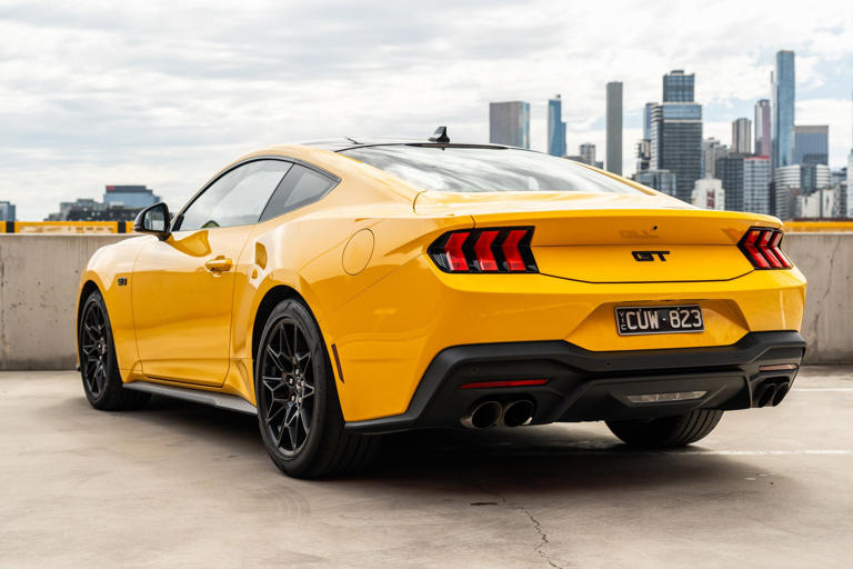 2025 Ford Mustang GT Fastback review
