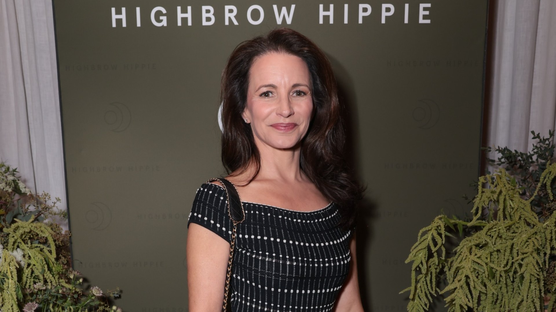 Kristin Davis Recalls Being Ghosted by Actor After Lending Him 5000