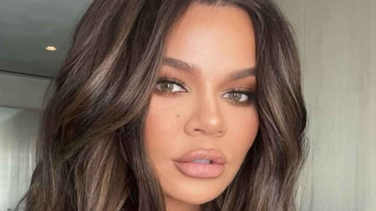 Khloe Kardashian Gets Candid About Dealing With ‘A Lot Of Trauma’ In(01)