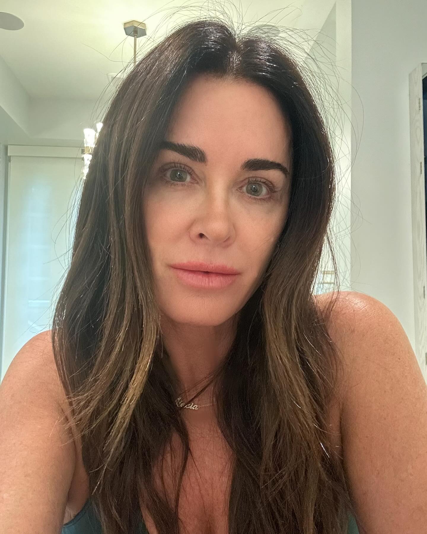 Kyle Richards breaks down in tears and storms off ‘RHOBH’ set following(02)