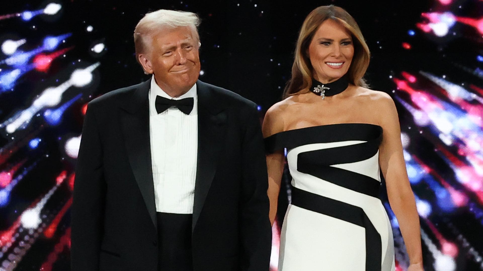 President Donald Trump praises 'extraordinary wife' First Lady Melania