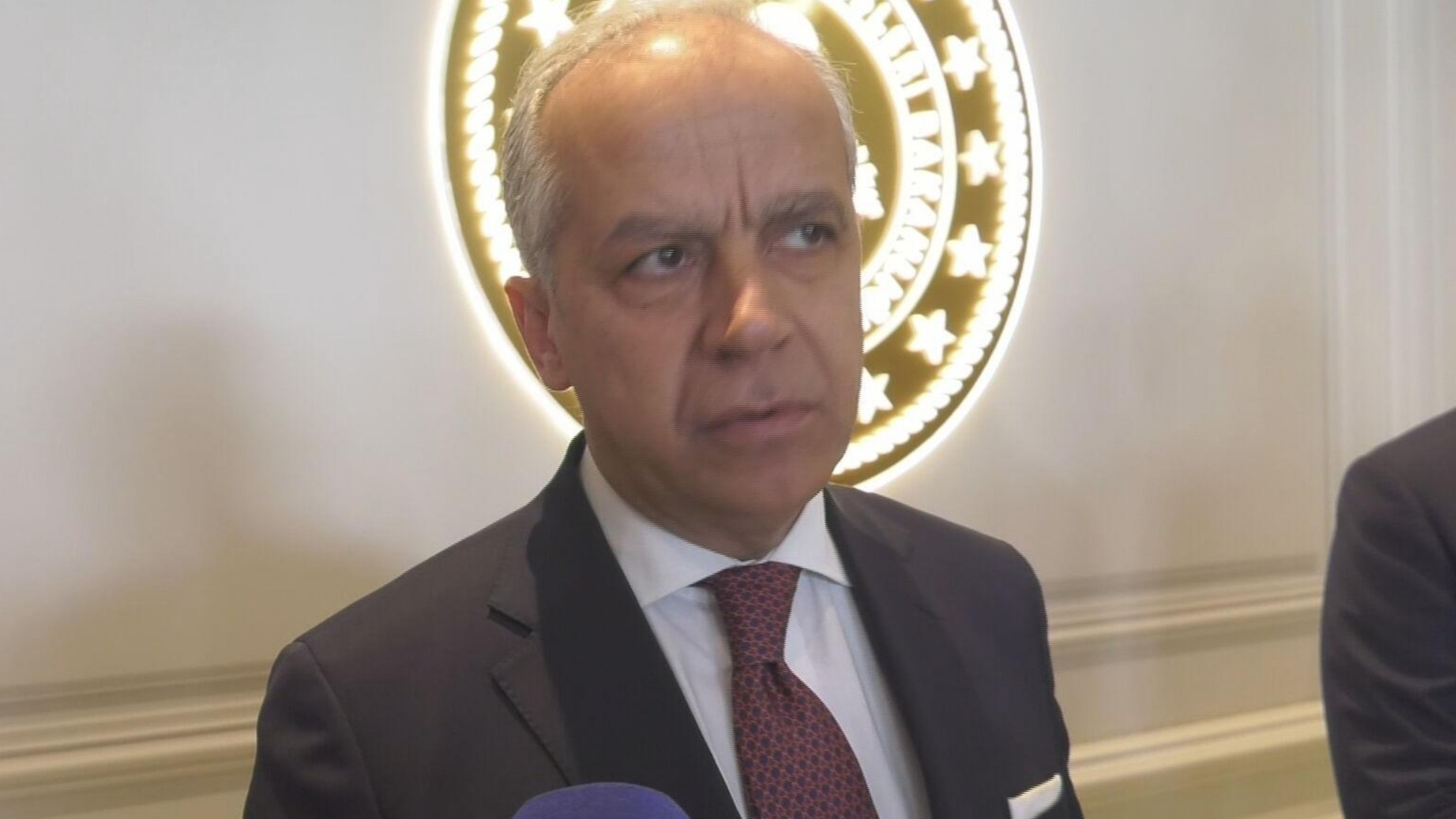 Decreto Piantedosi: arriva il 'codice di condotta' in bar, locali e  discoteche