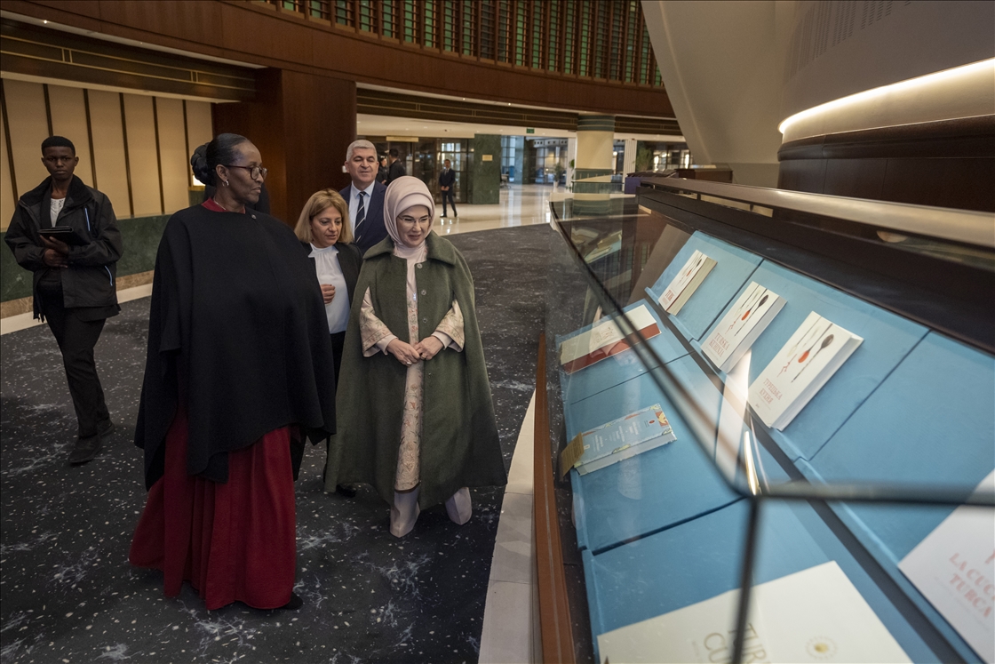 Emine Erdoğan, Ruanda Cumhurbaşkanının eşi Jeannette Kagame ile bir araya geldi