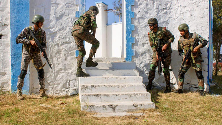 J&K: Army Battles New Challenge Along Border As Infiltrators Use ...