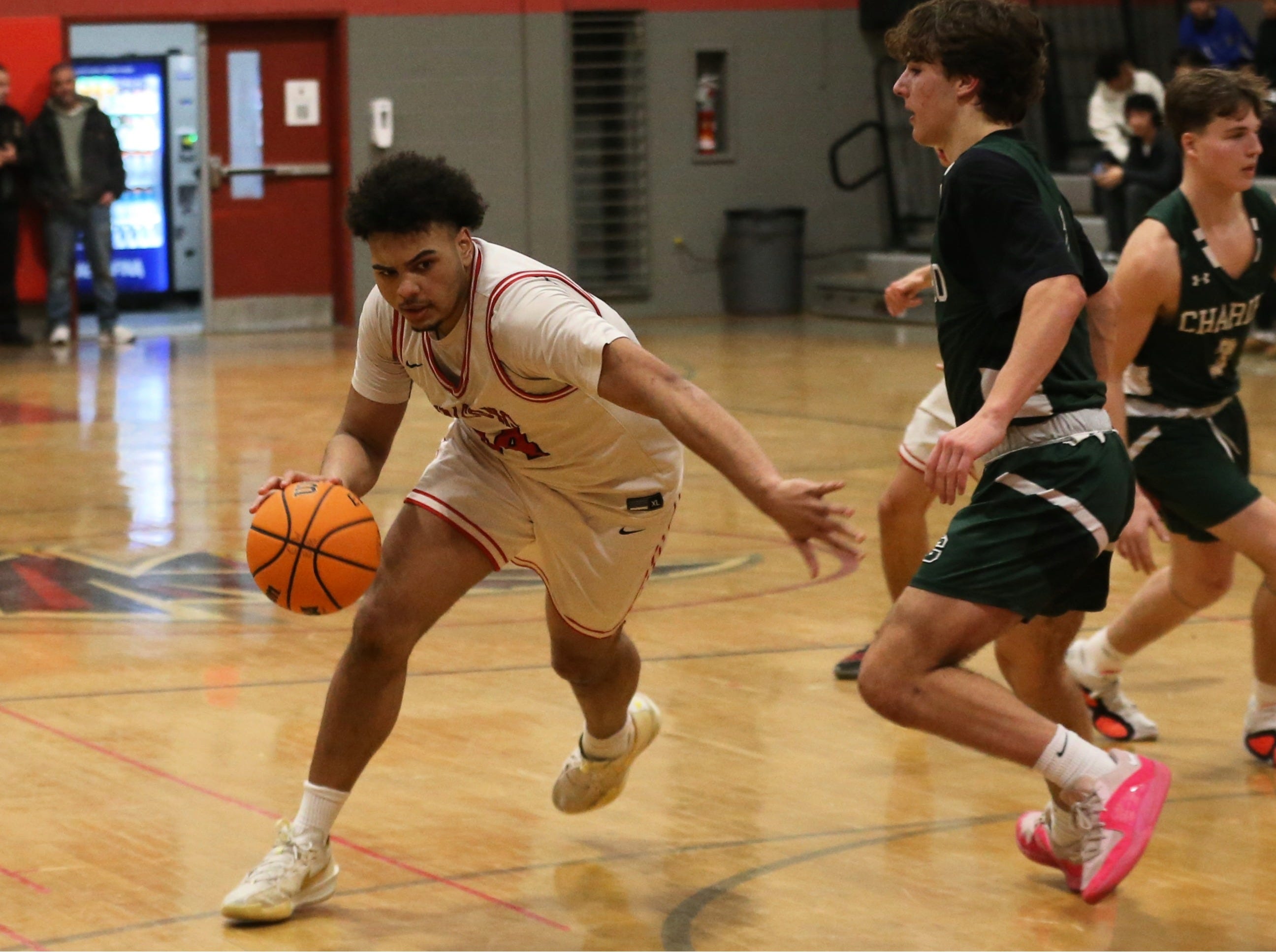 High school roundup: Scores and recaps from Thursday's games across RI