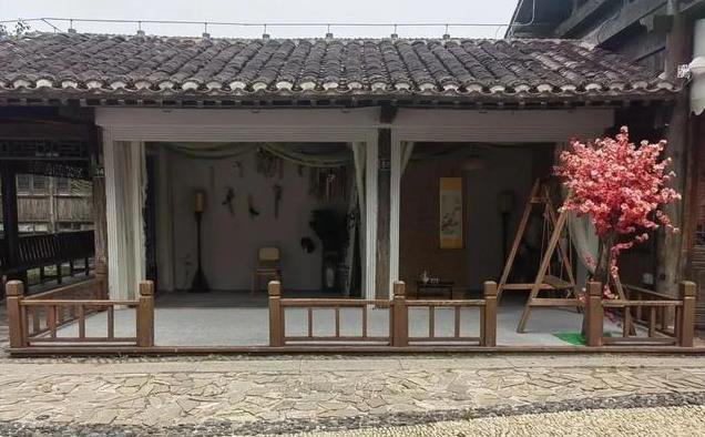 江苏最成功的“仿古村”，位于镇江，乾隆皇帝曾经六次驻足