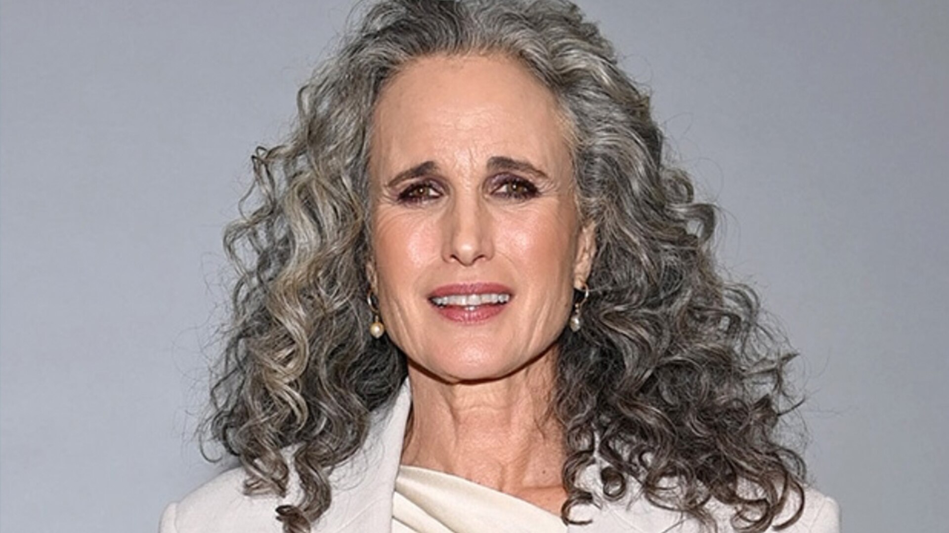 Andie MacDowell Shares Piriformis Syndrome Diagnosis
