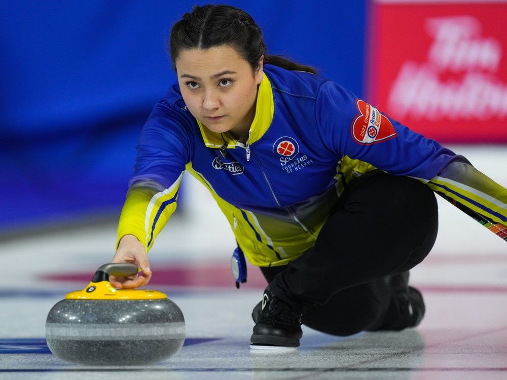Kayla Skrlik moves on at the 2025 Curling Alberta Women’s Provincial