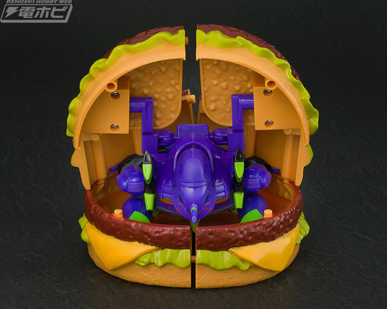 ビッグマックやポテトがエヴァに完全変形！話題の「マクドナルド
