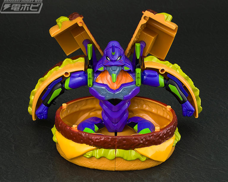 ビッグマックやポテトがエヴァに完全変形！話題の「マクドナルド