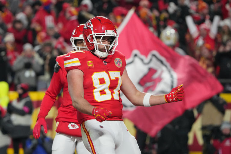 Chiefs TE Travis Kelce Could Face NFL Punishment for Actions in Win Over  Bills