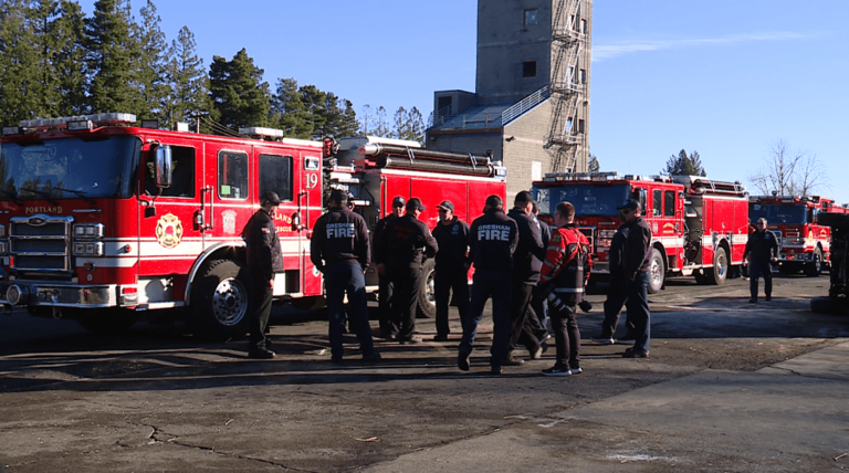 Oregon firefighters return home, share experiences battling California ...