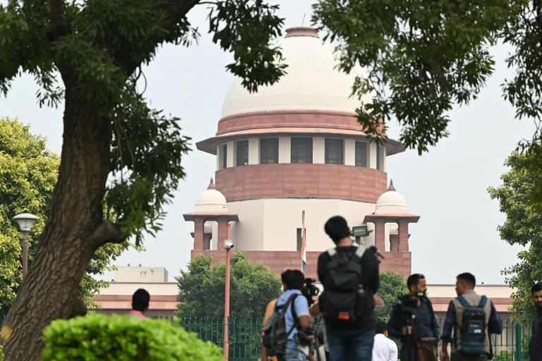 Supreme Court questions quota for IAS kids: What reservation rulebook ...