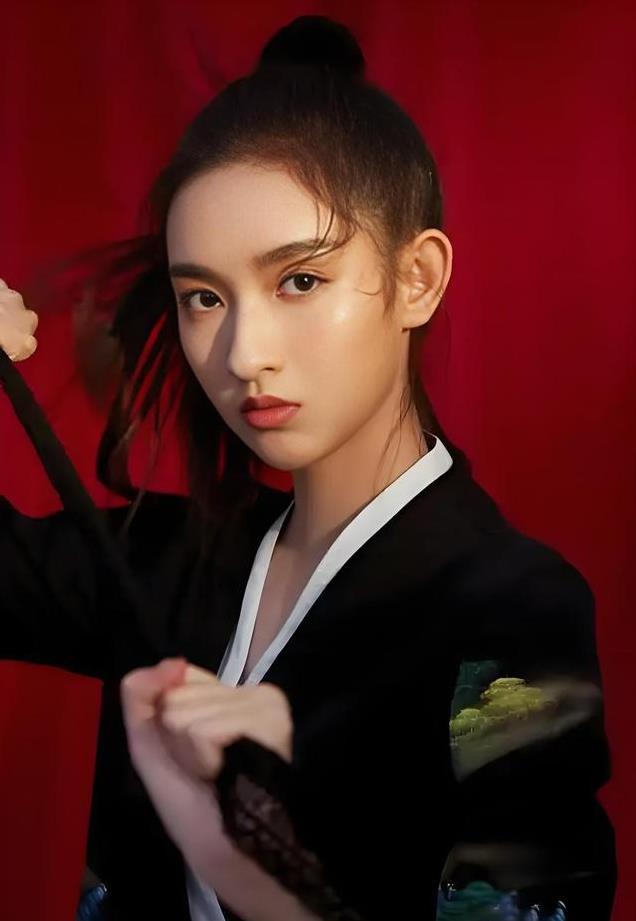 每看一眼都是初恋的感觉！这样的“宝藏女孩”你爱了吗？