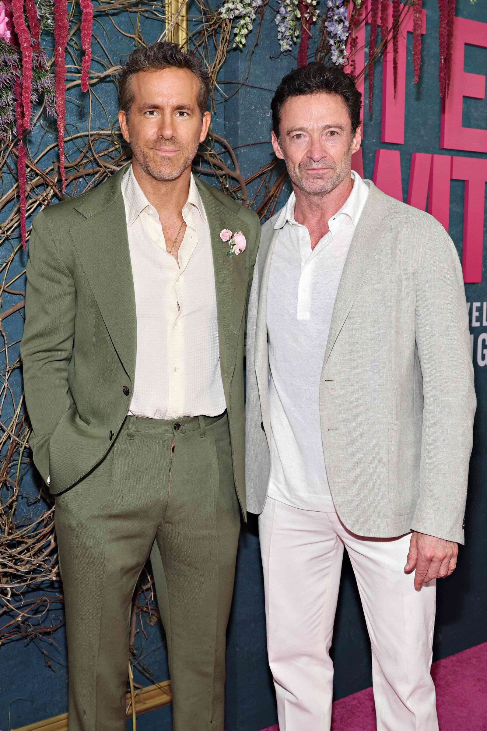 Ryan Reynolds praises Hugh Jackman at Radio City concert