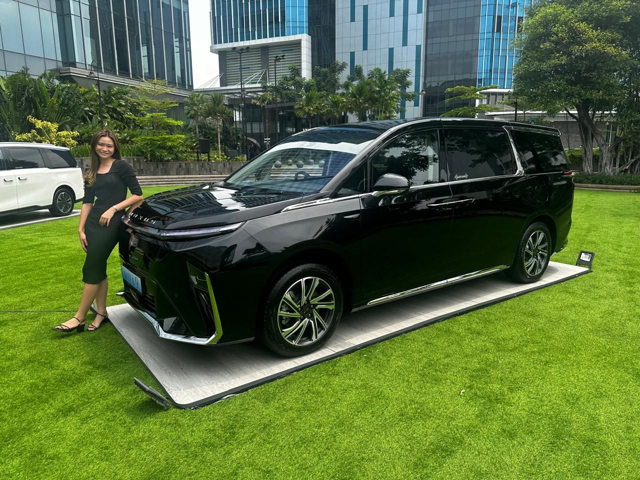 Maxus Mifa 9 dan Mifa 7 Meluncur di Yogyakarta, Pilihan MPV Premium Harga Terjangkau