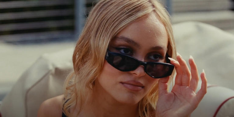 Giglio rose-depp al met - Etsy Italia, image size:768x384