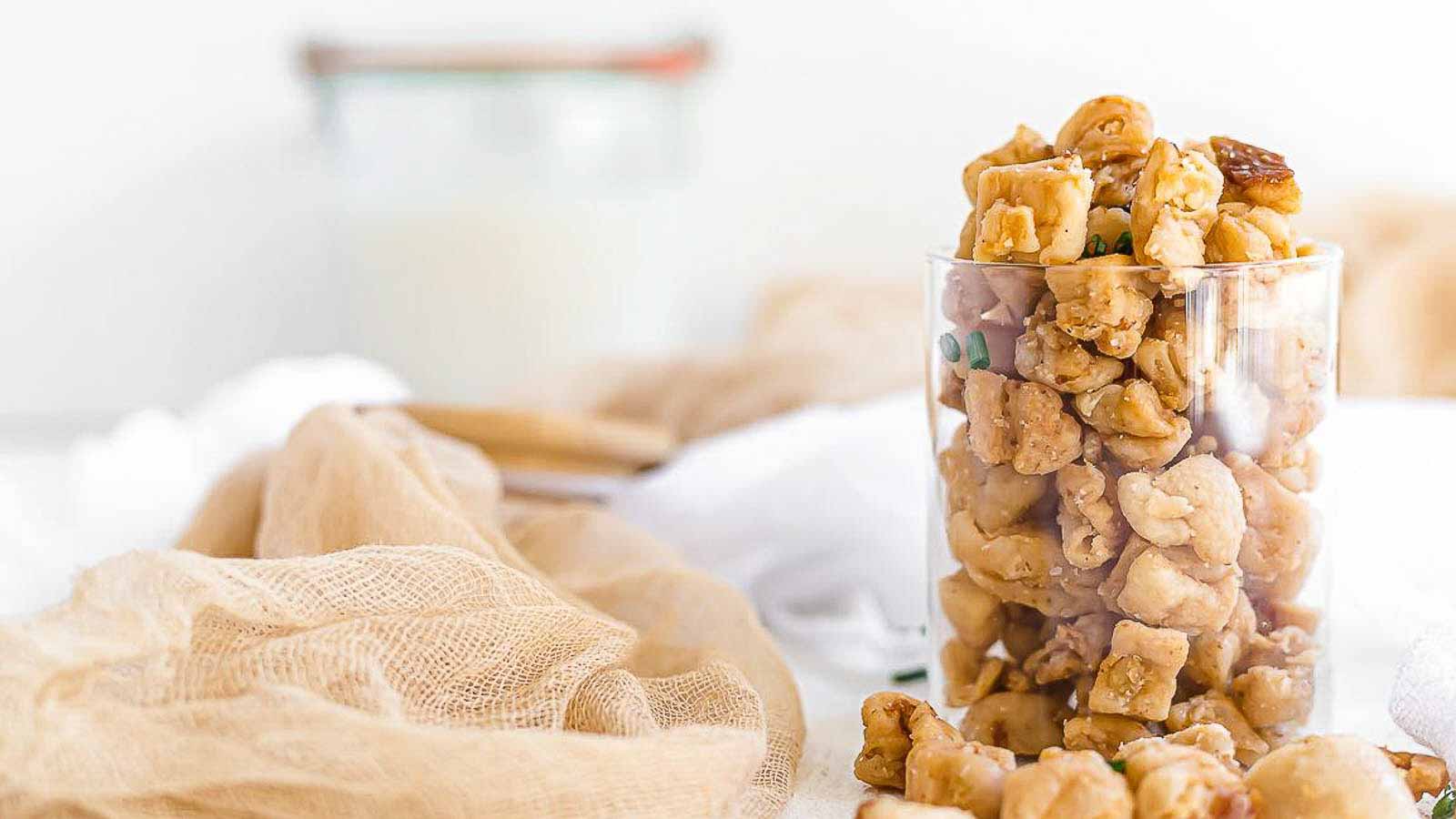21-low-carb-snacks-to-keep-you-full-between-meals