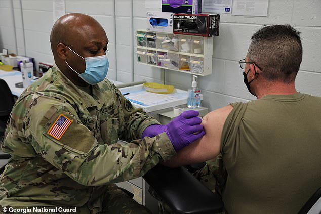 Donald Trump plans to sign an executive order that will reinstate the thousands of troops who were discharged for refusing the COVID-19 vaccine mandate under President Joe Biden's administration