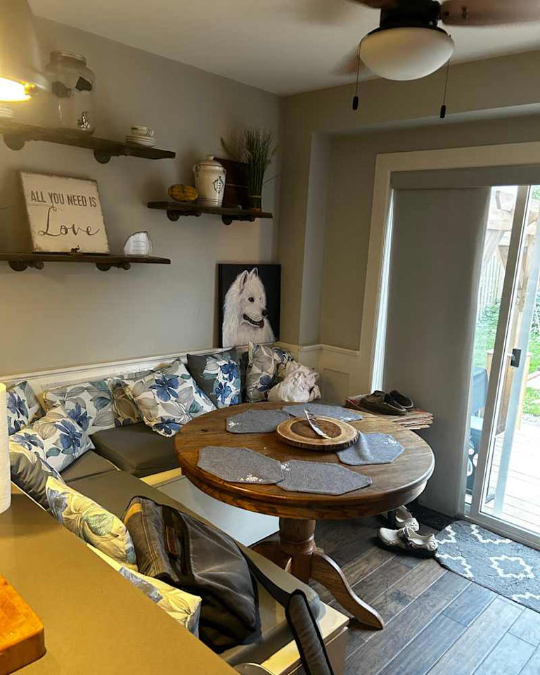 See how a stager transformed this dark 'bachelor pad' into a light ...